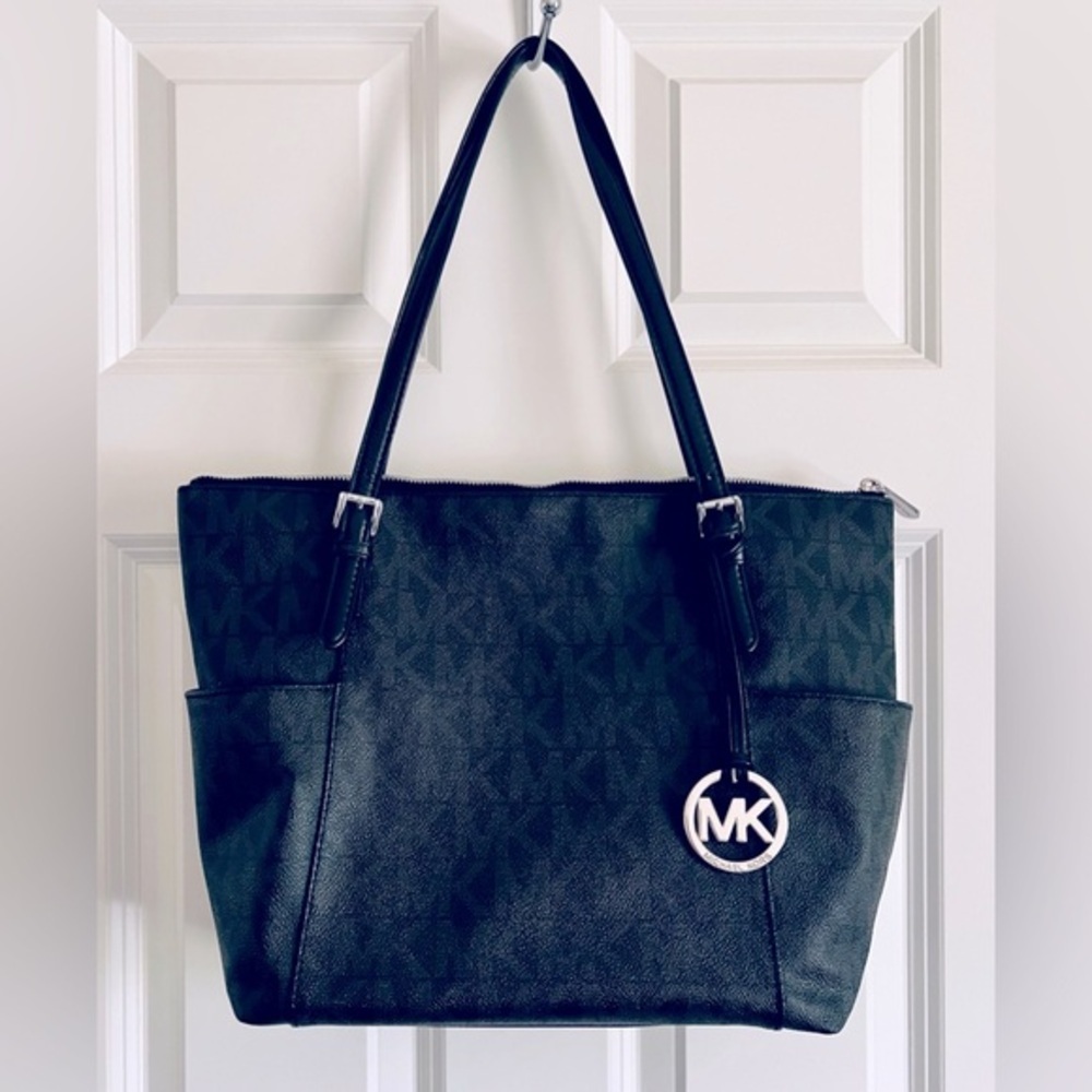 🖤 Michael Kors 🖤 Jet Set black shoulder tote